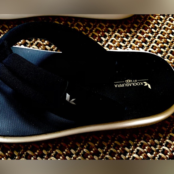 🖤Koolaburra by UGG Lightweight Toe Thong Alane Black Flip-Flop Sandals - Picture 6 of 11